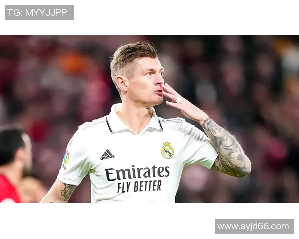 足球明星变装庆祝动作大盘点展现个性与创意的精彩瞬间